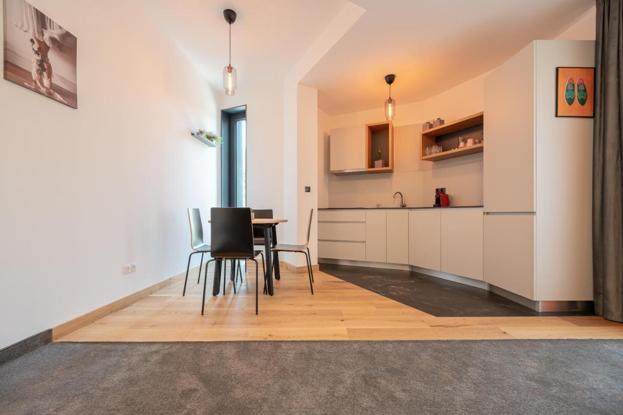 Calvin Oradea Exterior foto