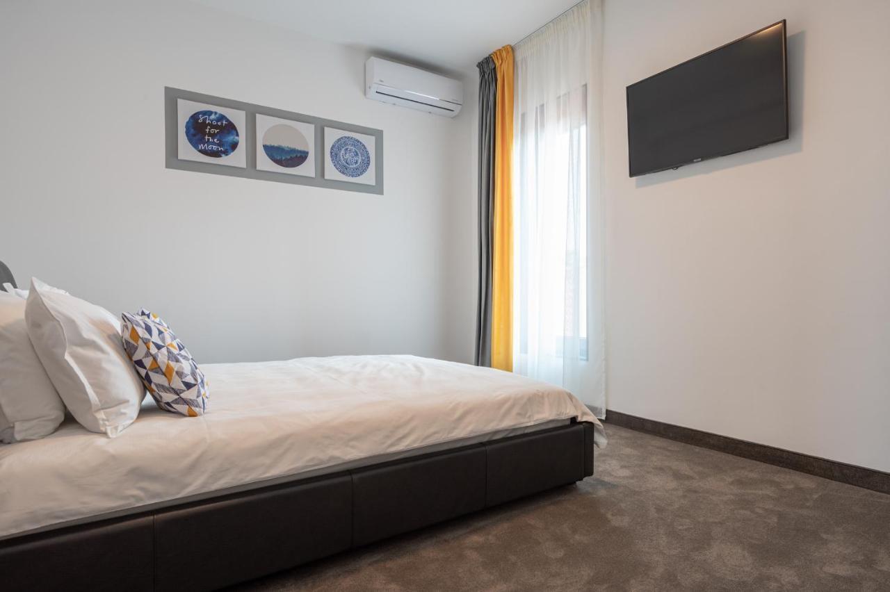 Calvin Oradea Exterior foto