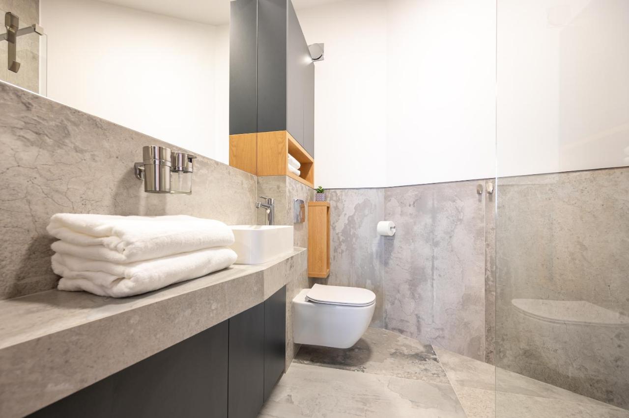 Calvin Oradea Exterior foto